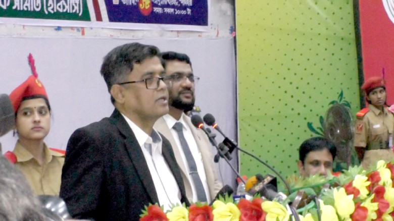 বর্তমান সরকারের প্রধান দায়িত্ব শেখ হাসিনাকে ফিরিয়ে এনে বিচারের সম্মুখীন করা: শফিকুল আলম